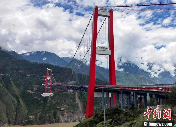 瀘定大渡河大橋。　劉忠俊 攝